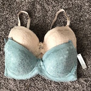 2 Sophie b. Lightly Padded Bras. Size:34DD